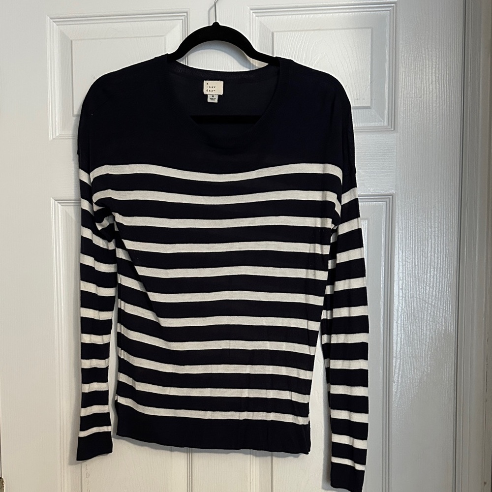 A New Day Dark Blue and White Long Sleeve Bouse